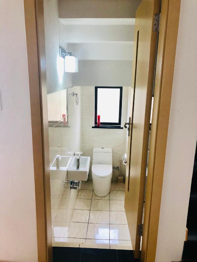 Cluster 59 Issa * Midrand